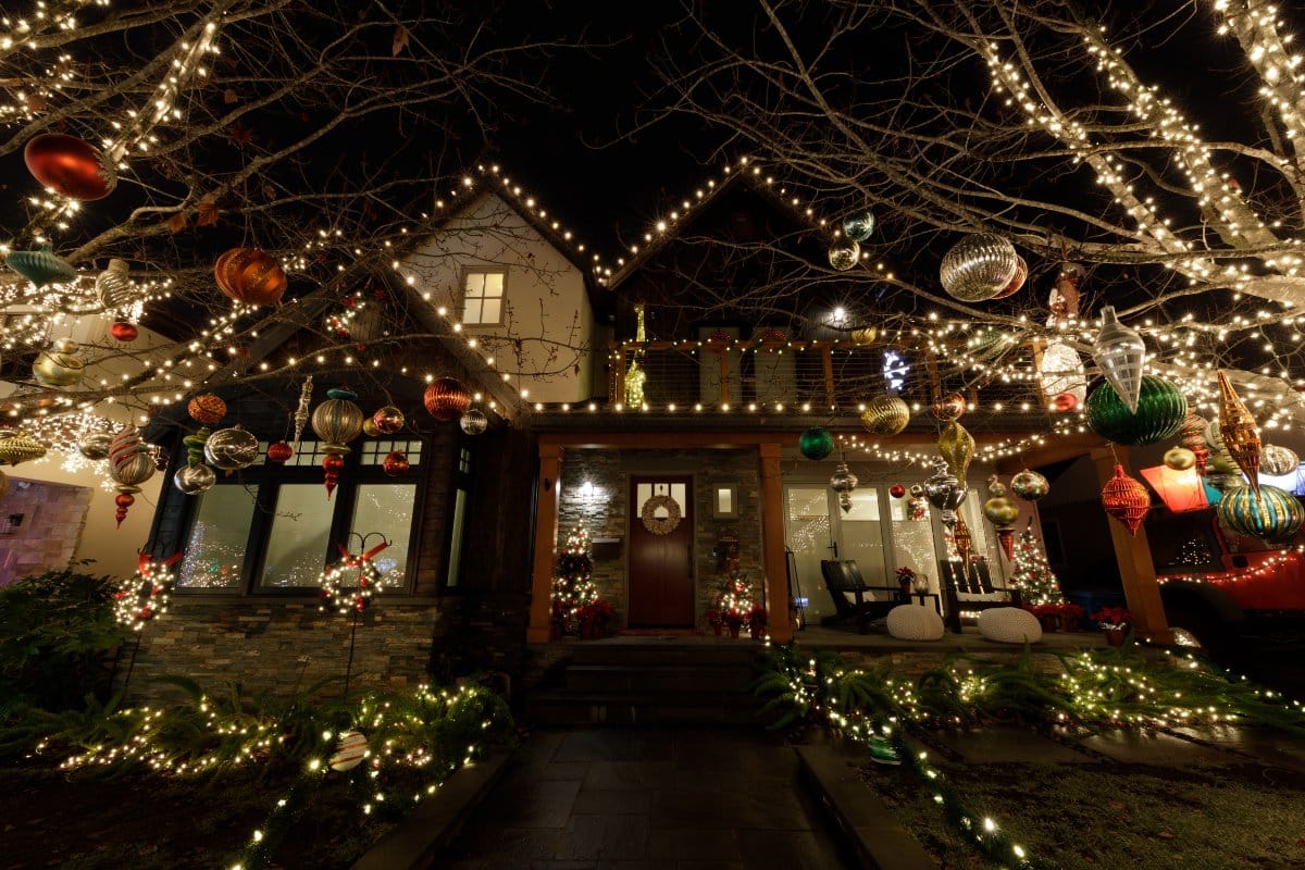 Christmas Lighting in Bluffton - Sunco Exterior Solutions