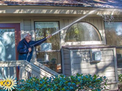 Professional gutter cleaning service